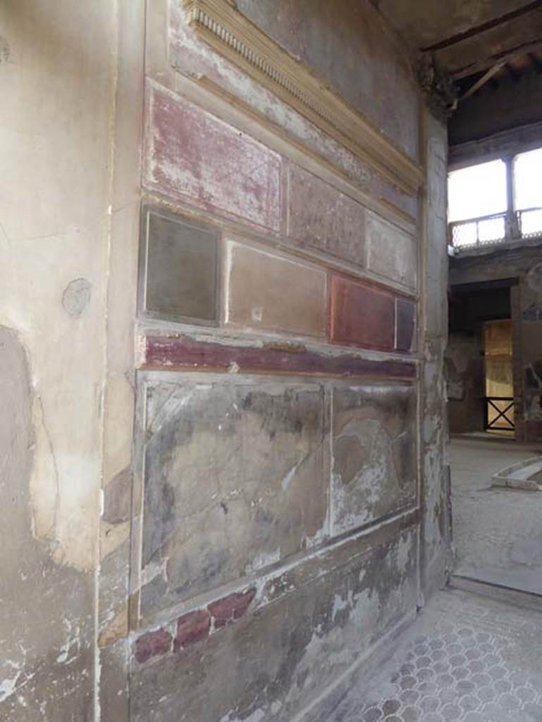 V.1, Herculaneum, October 2014. Looking east from entrance corridor towards atrium.  Photo courtesy of Michael Binns.